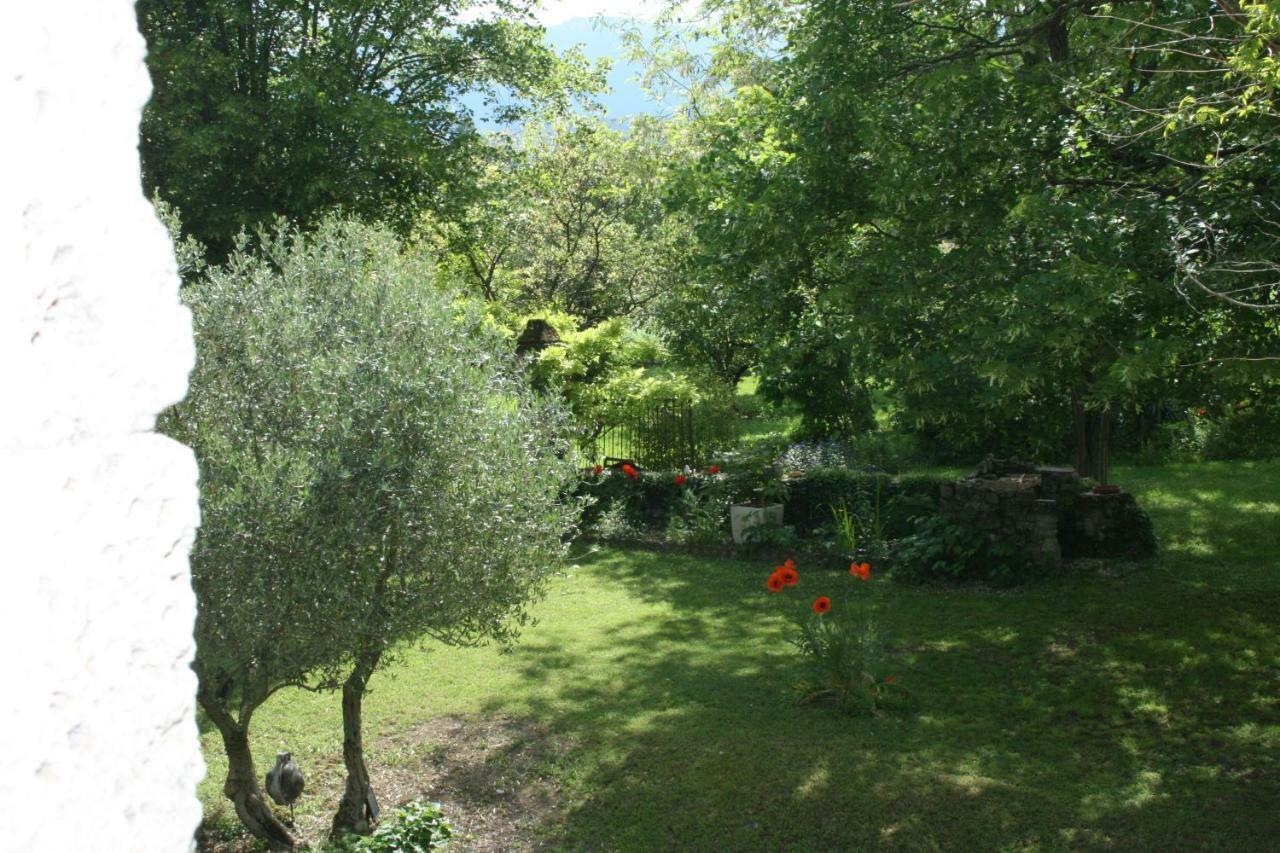 Hotel Le Domaine Des Rouges Queues Chateaudouble  Esterno foto